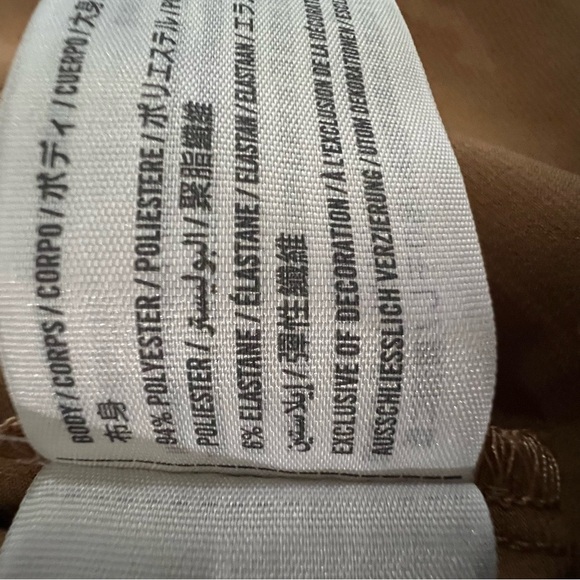 Abercrombie & Fitch Gold Ruched Button Down Long sleeve Shirt - Picture 7 of 11